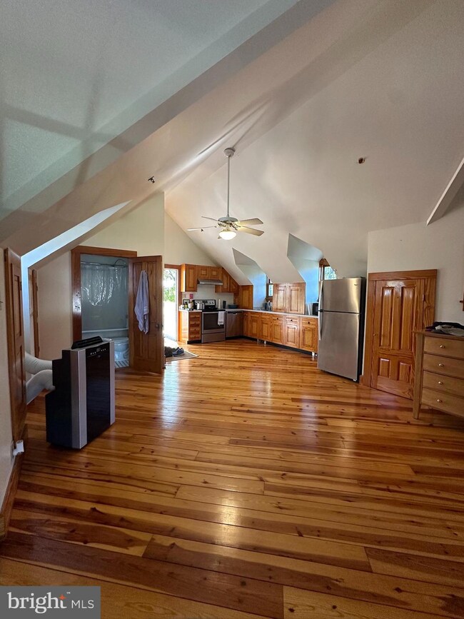 230 W Main St unit C, Purcellville, VA 20132 - photo 2