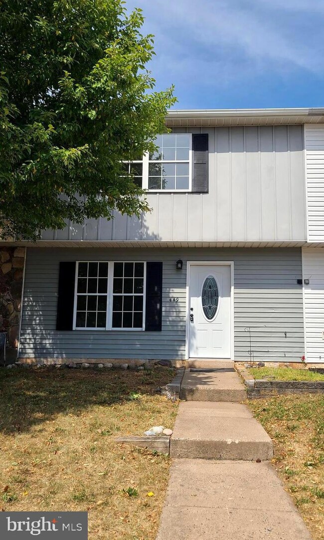 449 Blaker Dr, East Greenville, PA 18041 - photo 2