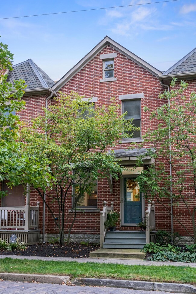 317 W 2nd Ave unit 317, Columbus, OH 43201 - photo 4