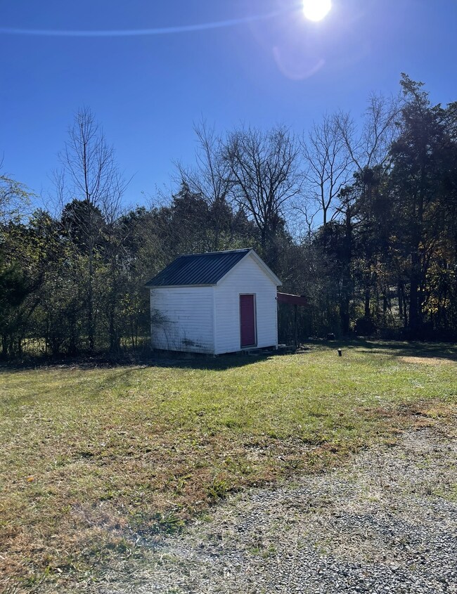 155 Hendon Memorial Rd, Shelbyville, TN 37160 - photo 6