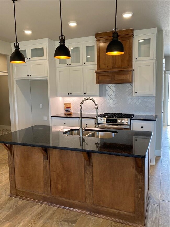 860 Infantry Ln, Prairie Grove, AR 72753 - photo 7