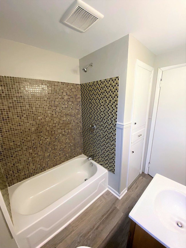 1910 S Waldemere Ave, Muncie, IN 47302 - photo 6