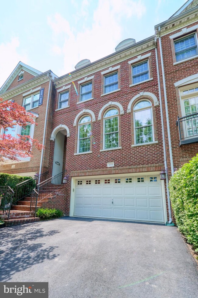 3074 Mckinnon Way, Oakton, VA 22124 - photo 2