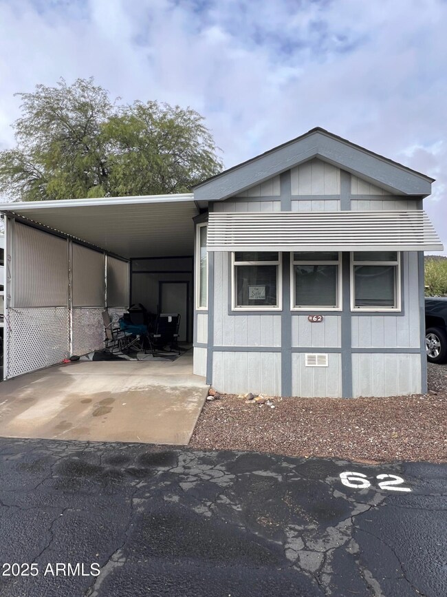 33900 S Old Black Canyon Hwy unit 62, Black Canyon City, AZ 85324 - photo 2