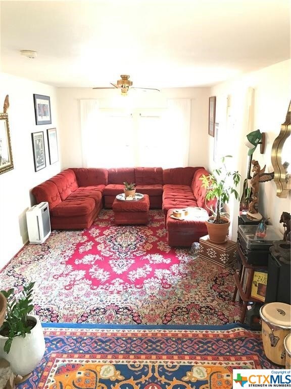 510 Harvey St unit B, San Marcos, TX 78666 - photo 6