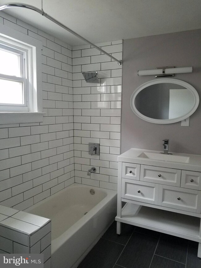 186 Gibbsboro Rd unit 4, Clementon, NJ 08021 - photo 4