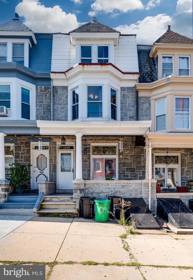 1046 Perry St, Reading, PA 19604 - photo 2