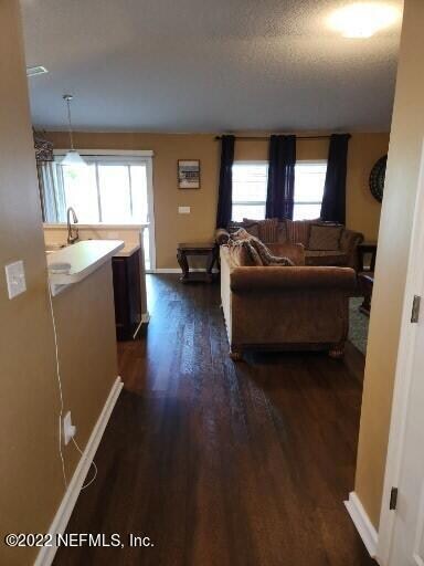 2407 Eisner Dr, Jacksonville, FL 32218 - photo 4