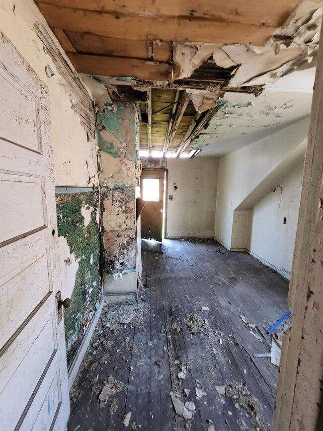 1984 Massachusetts St, Gary, IN 46407 - photo 2