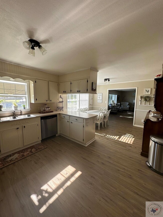 3203 Leopard Dr, Texarkana, TX 75501 - photo 7