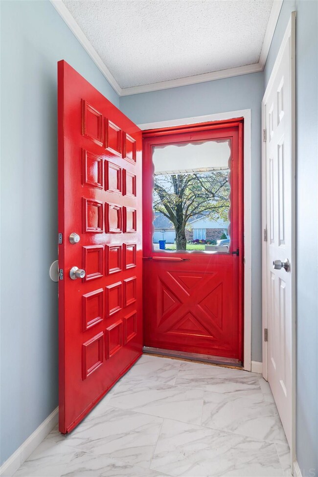 4322 Spruce Dr, Newburgh, IN 47630 - photo 3