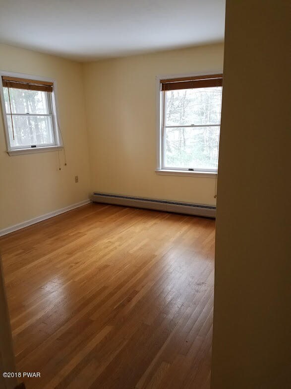 347 Sawkill Rd, Milford, PA 18337 - photo 5