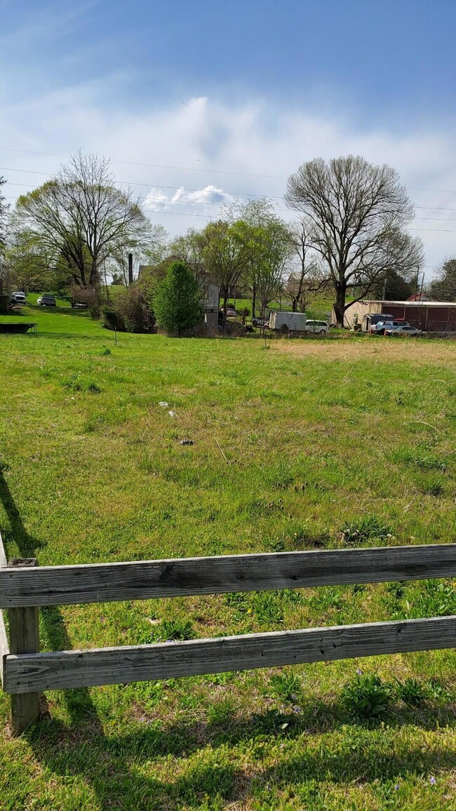 1 S Hwy 27, Burnside, KY 42519 - photo 4