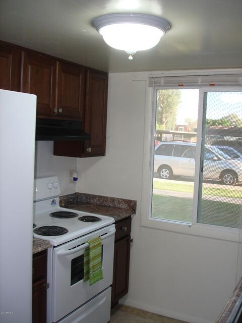 Smith.3401WEchoLn 021