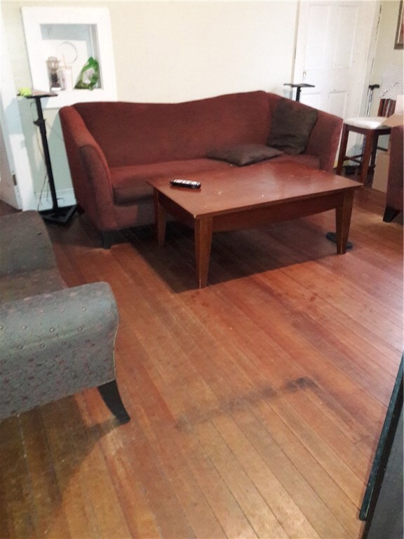 40 Pumgansett St, Providence, RI 02908 - photo 2