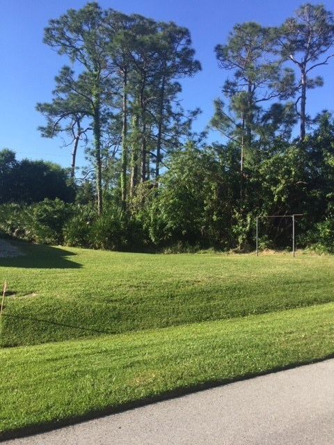 132 Day Dr, Sebastian, FL 32958 - photo 2