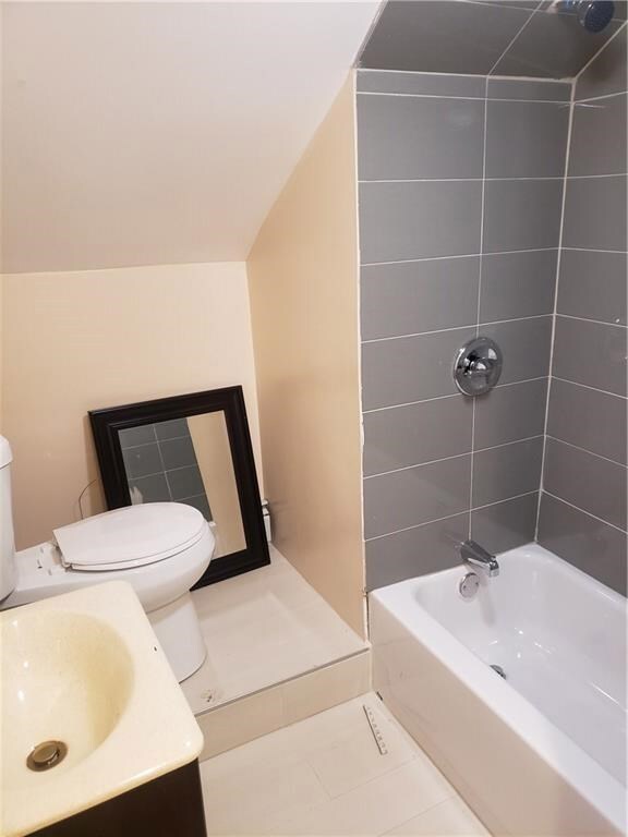 21 Netherlands Ave, Cranston, RI 02905 - photo 4