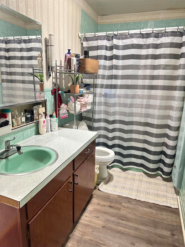 617 E Broadway St, Monett, MO 65708 - photo 5