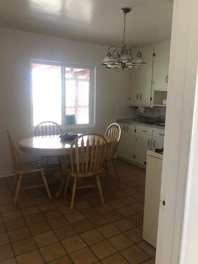 7558 Taxco Dr, El Paso, TX 79915 - photo 7