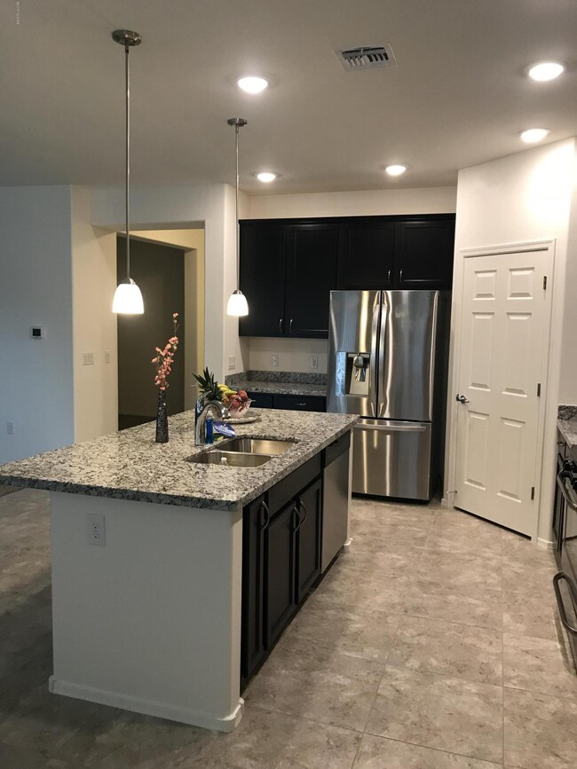 8884 E Abrams Loop, Tucson, AZ 85710 - photo 5