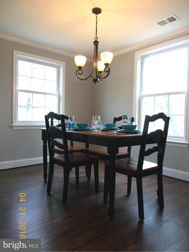 2418 Alma Rd, Halethorpe, MD 21227 - photo 5