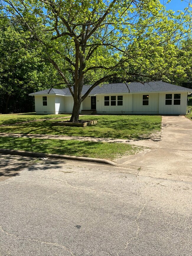 425 Sunset Ave, Nacogdoches, TX 75964 - photo 3