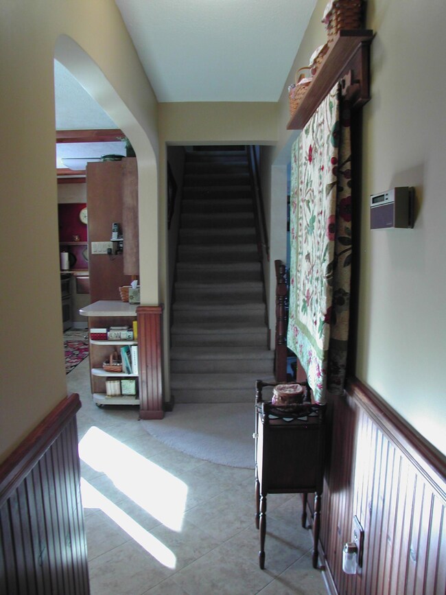 Hallway Between Kitchen & F. Living Room