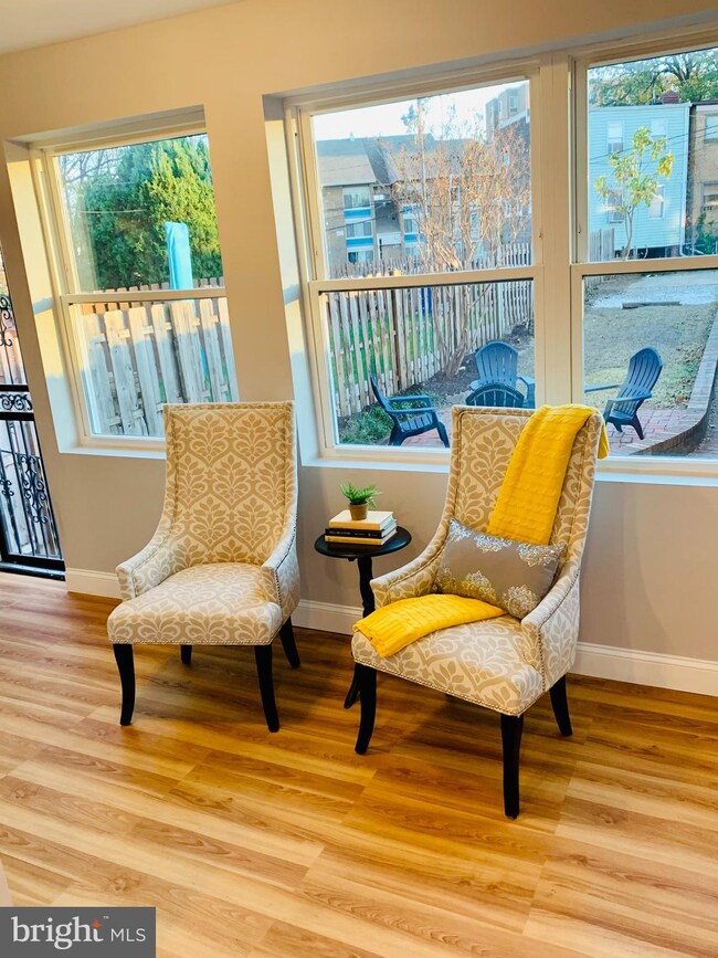 635 Franklin St NE, Washington, DC 20017 - photo 6