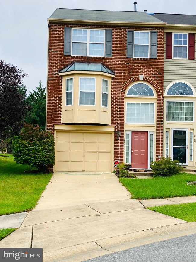 6101 Honeycomb Gate, Columbia, MD 21045 - photo 2