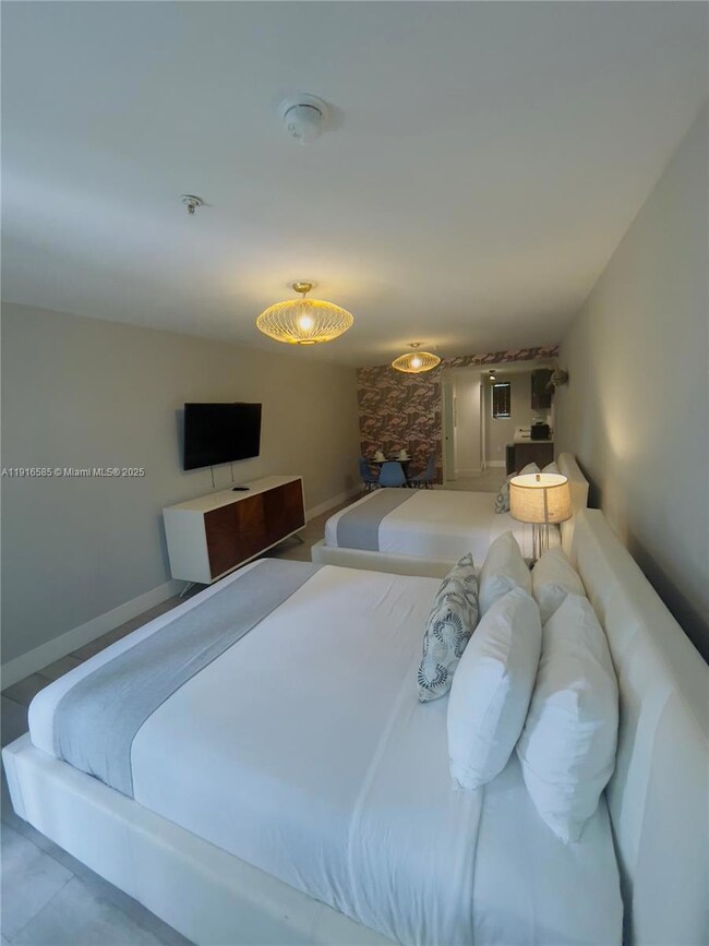 6755 Harding Ave unit 817, Miami Beach, FL 33141 - photo 4