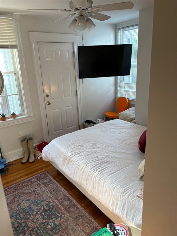 468 E 7th St unit 3, Boston, MA 02127 - photo 3