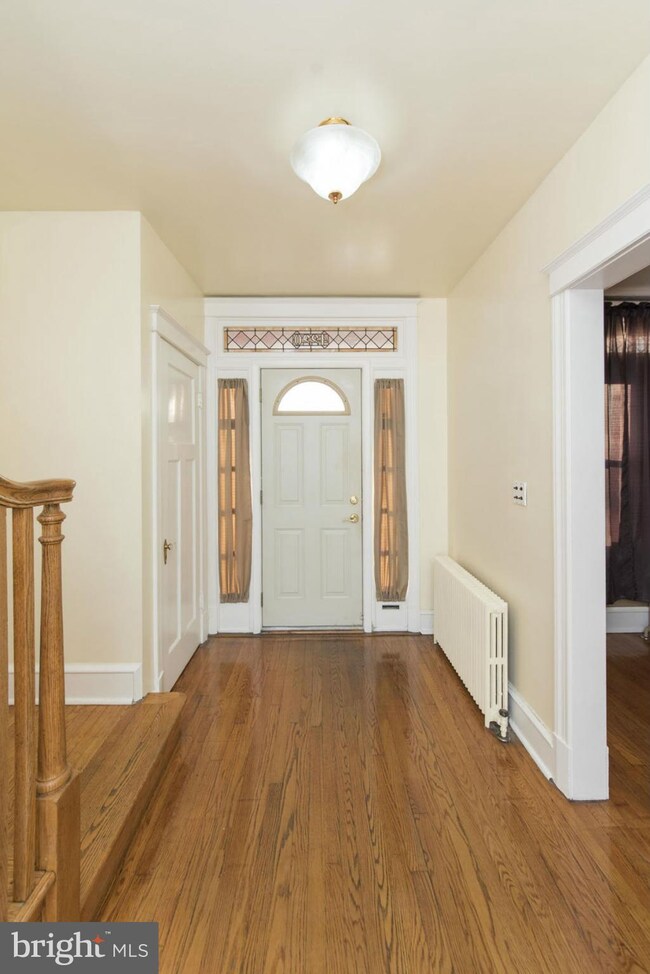 4220 Parkside Dr, Baltimore, MD 21206 - photo 3