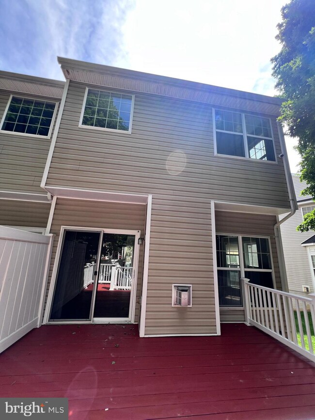 3328 Castle Ridge Cir unit 11, Silver Spring, MD 20904 - photo 3