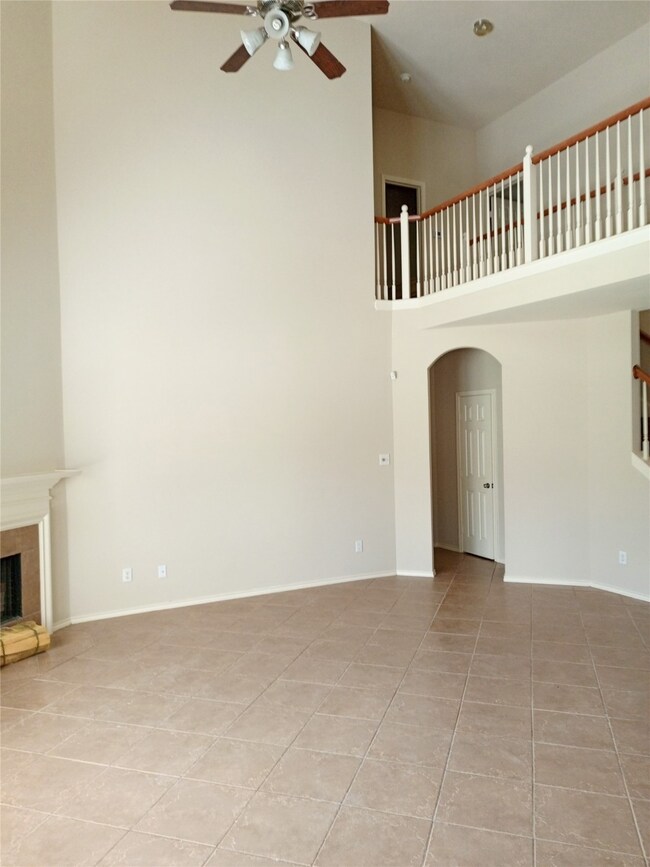 22059 Rustic Canyon Ln, Richmond, TX 77469 - photo 4