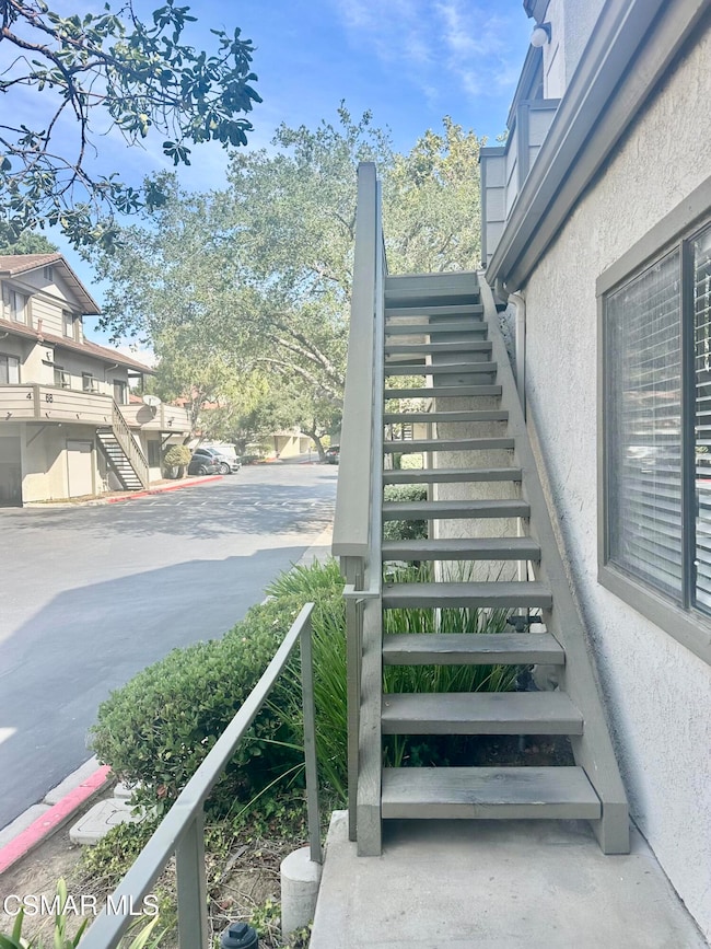 56 Maegan Place unit 4, Thousand Oaks, CA 91362 - photo 4