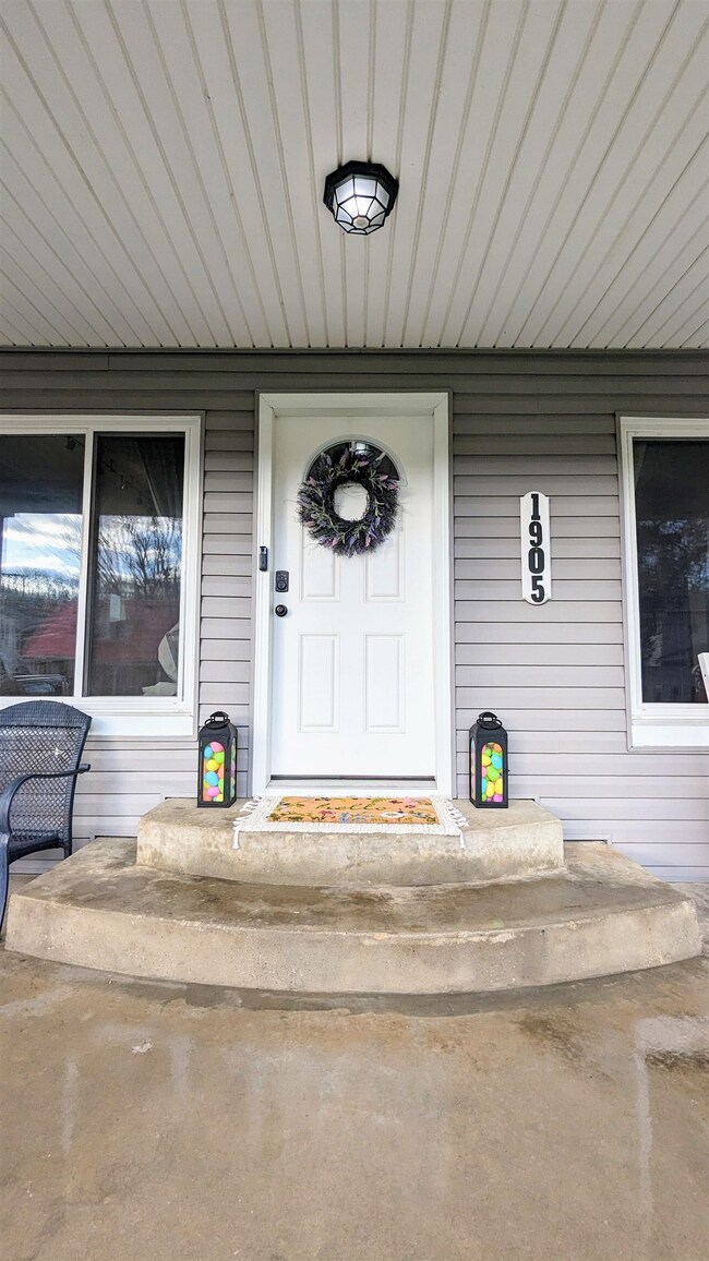 1905 E Main St, Greenup, KY 41144 - photo 2