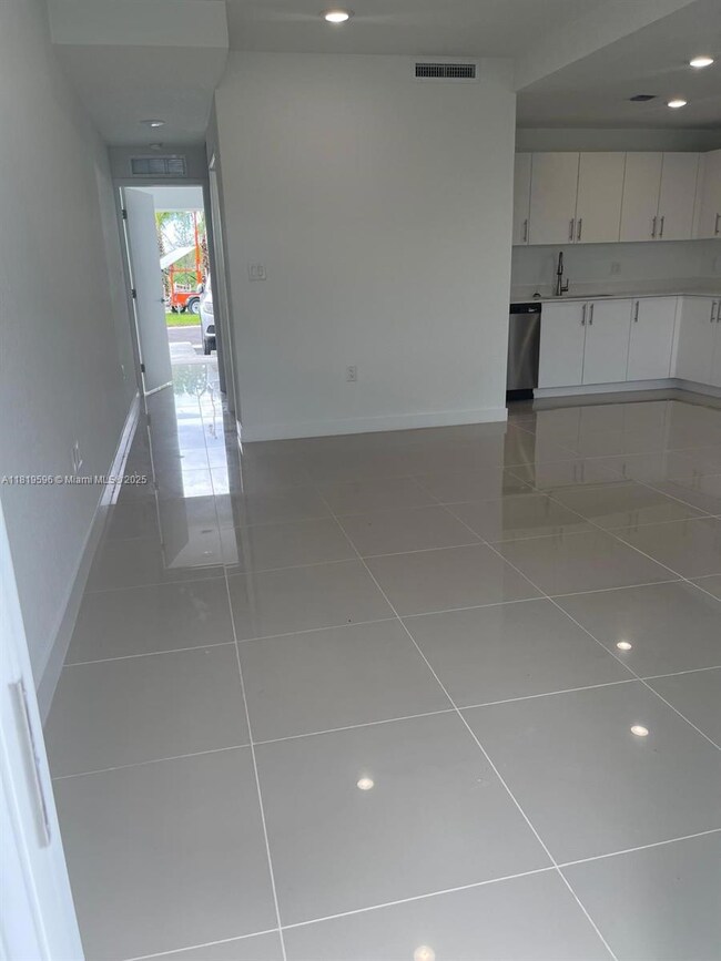 25600 SW 143rd Path, Homestead, FL 33032 - photo 5