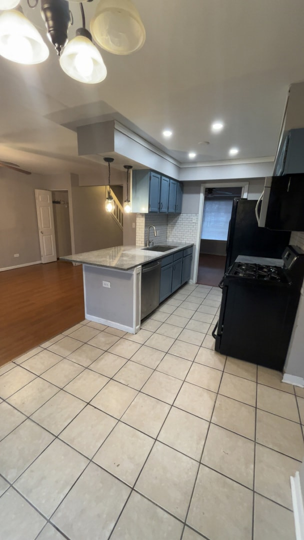 617 Yale Ln unit 2, Island Lake, IL 60042 - photo 7