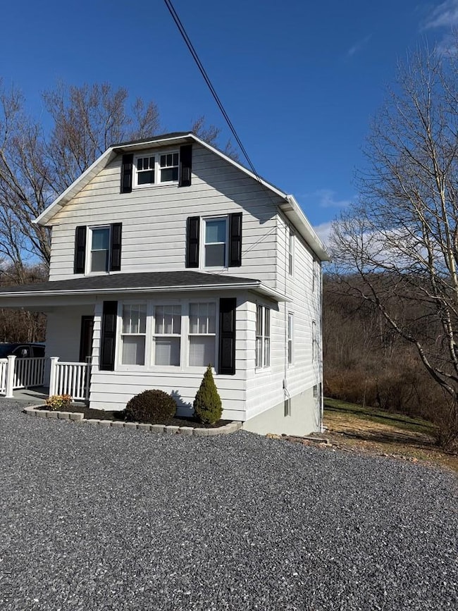 1727 Scalp Ave, Johnstown, PA 15904 - photo 2