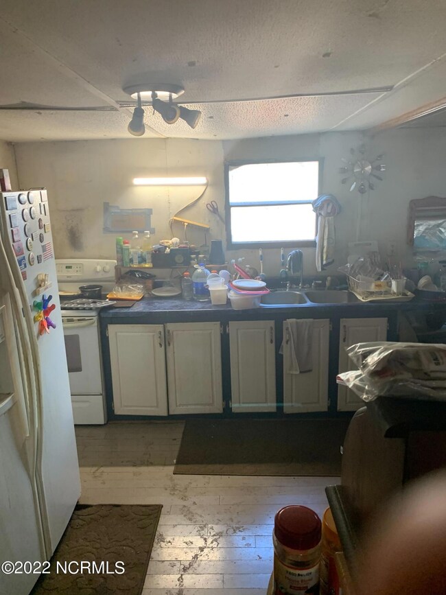 9140 Highland Hills Dr NE, Leland, NC 28451 - photo 7