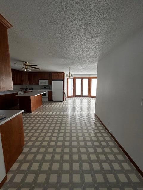 921 W Elm Ave, Mitchell, SD 57301 - photo 7