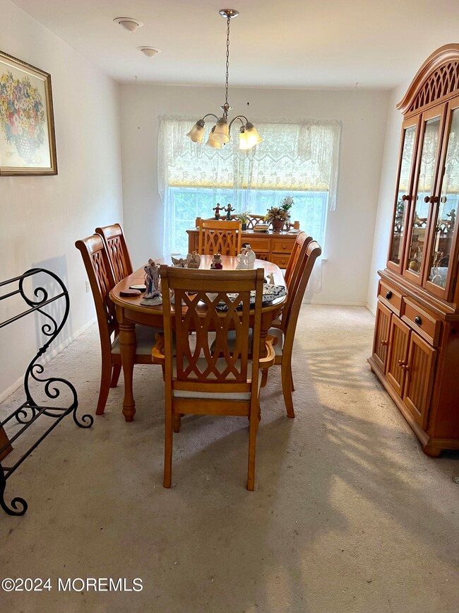 104 maple dining room