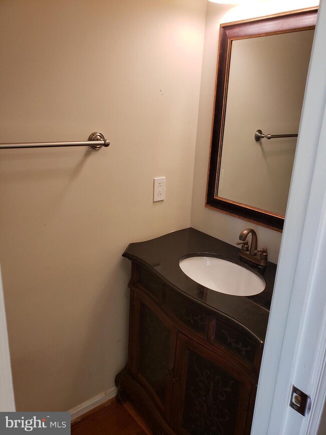 13912 Preacher Chapman Place, Centreville, VA 20121 - photo 5