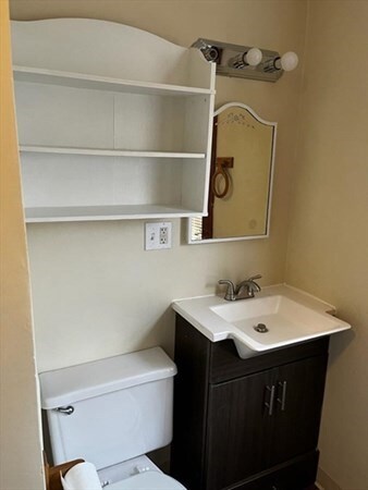 3 Day St unit 2, Webster, MA 01570 - photo 5