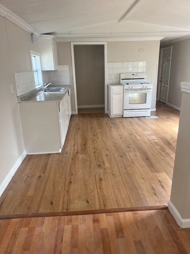 14514 Hillsboro St, Houston, TX 77015 - photo 4