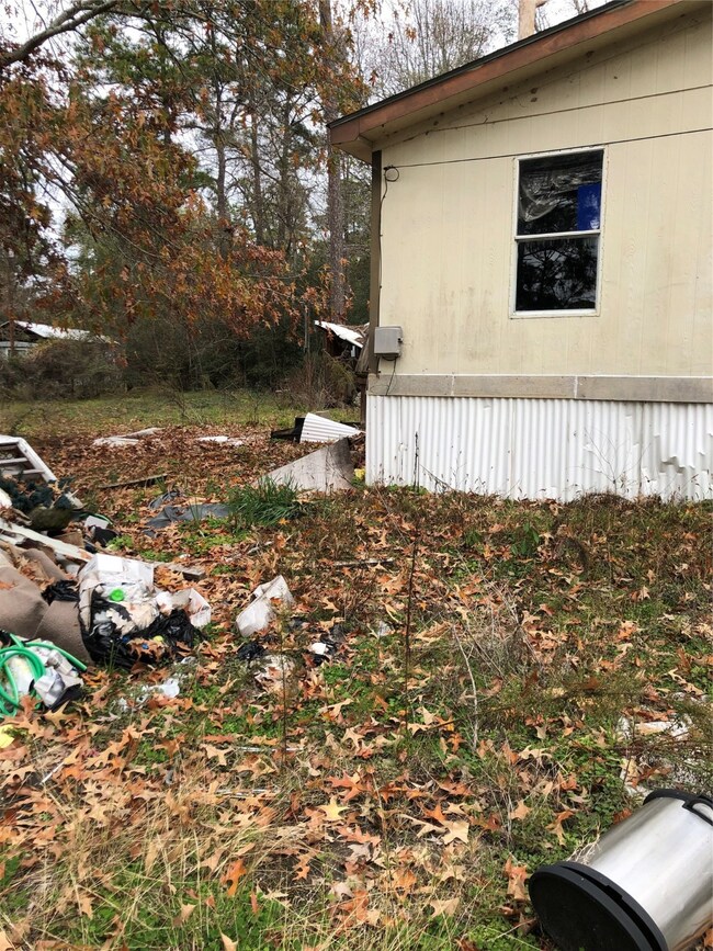 BUYER WILL PAY FOR SURVEY IF WANTED