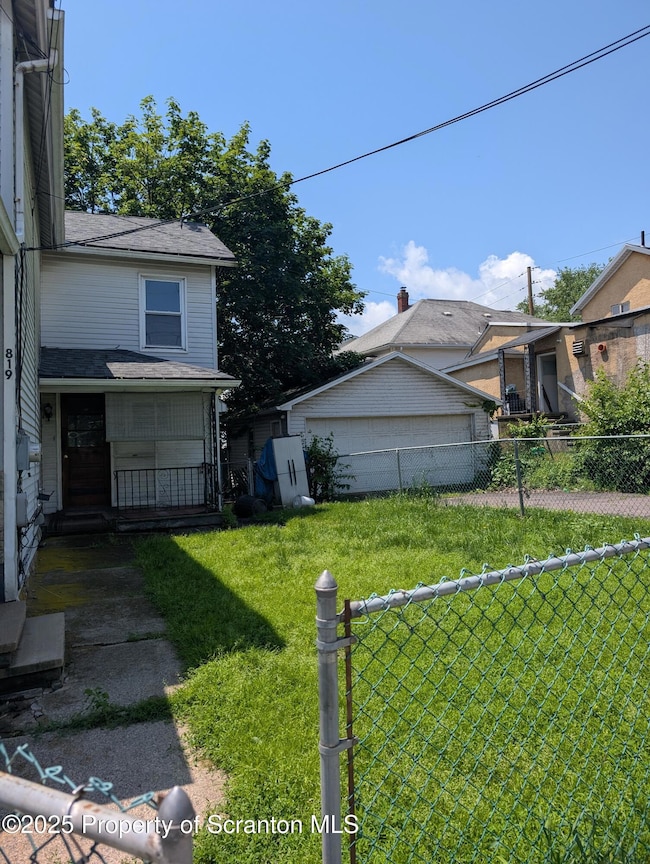 819 Luzerne St, Scranton, PA 18504 - photo 2