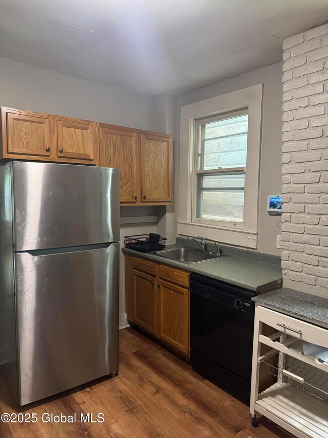 680 State St unit 1, Albany, NY 12203 - photo 5