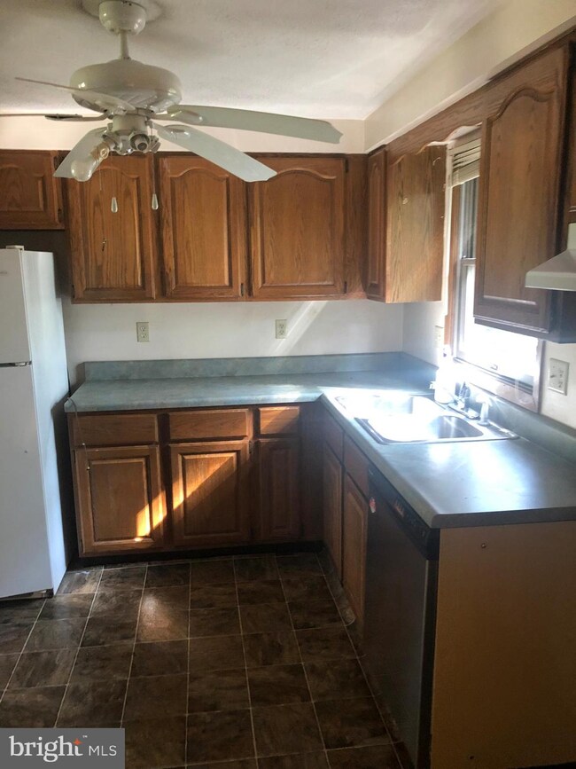 18 Tanglewood Dr, Old Fields, WV 26845 - photo 7