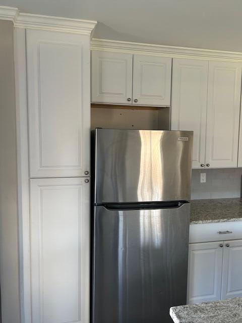 25225 Potomac Dr unit 8, South Lyon, MI 48178 - photo 2